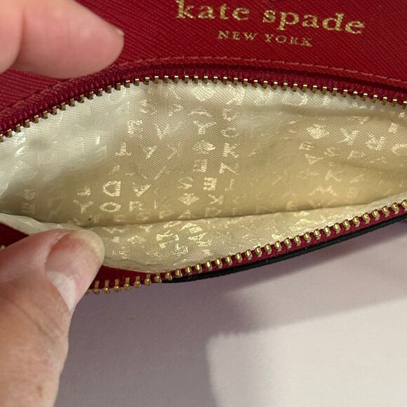 Kate Spade Wristlet Women’s Color Red Mikas Pond Bee Leather Zip-Top Closure - Picture 5 of 10